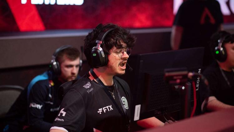 Albralelie покинул состав FaZe Clan по Apex Legends