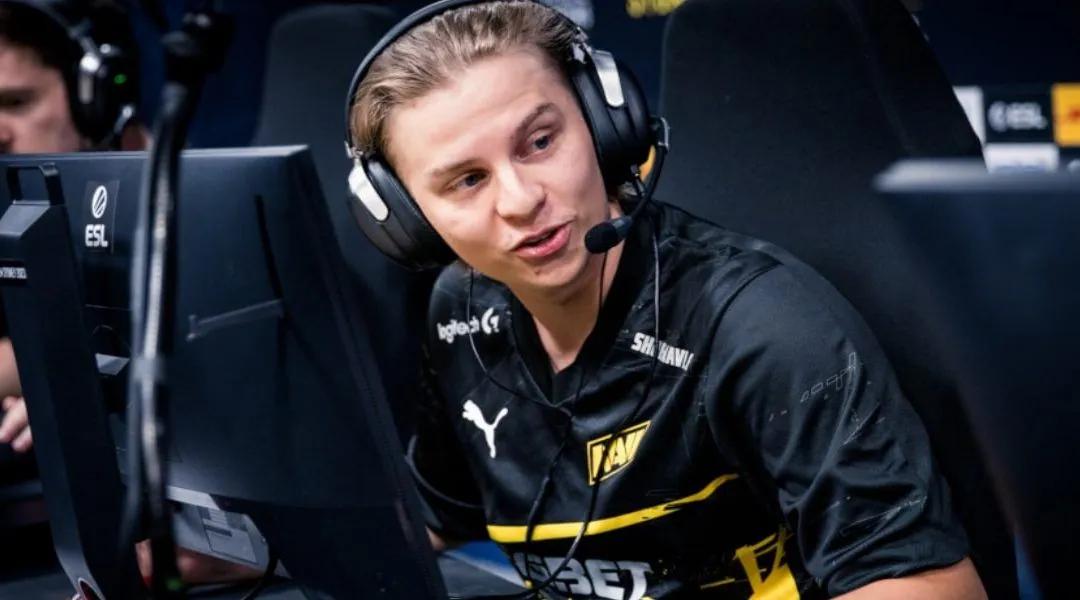 AleksiB убивает NiKo дымовой гранатой в одном из самых смешных моментов IEM Melbourne