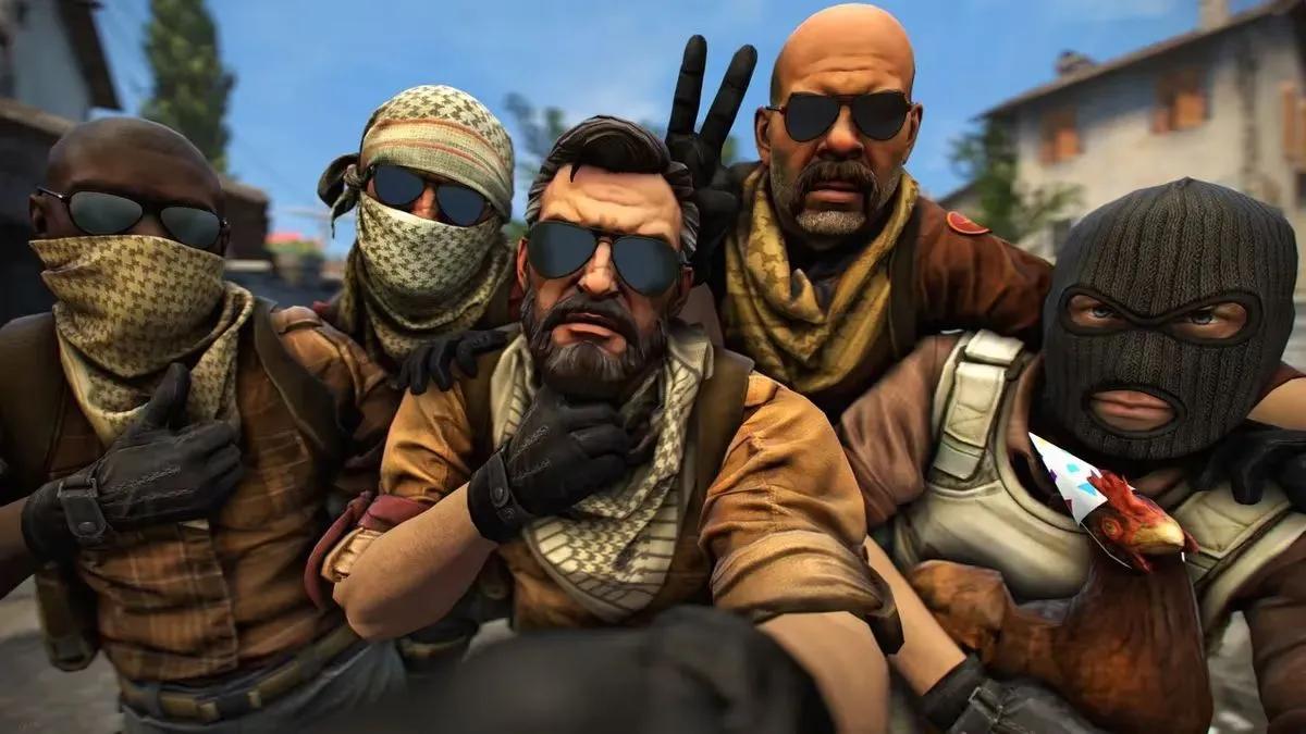 Как переключать оружие в Counter-Strike 2