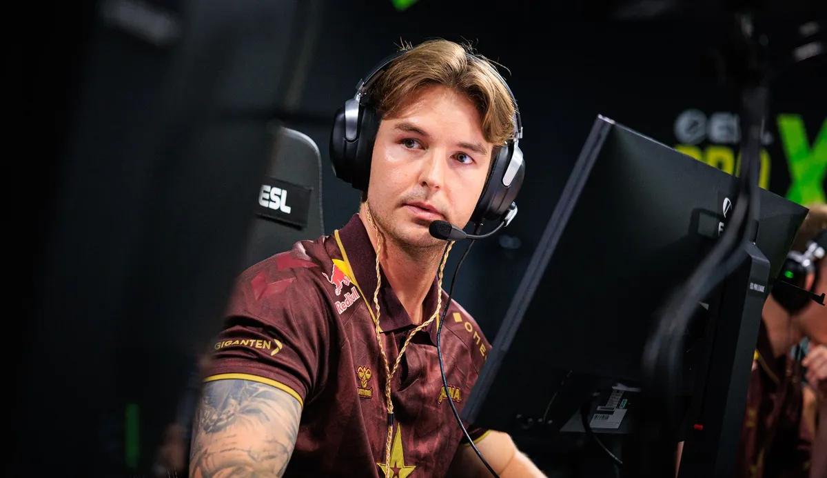 device присоединится к 100 ворам в крупном переезде CS2