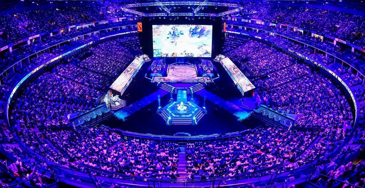 Кровь на клавиатуре: Почему русские игроки все еще участвуют в соревнованиях по эспорту