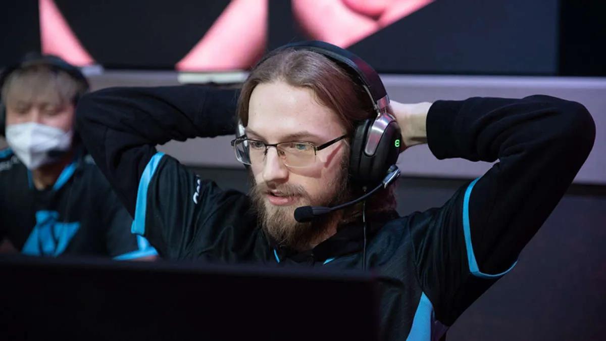 Vatroh уходит из Counter Logic Gaming