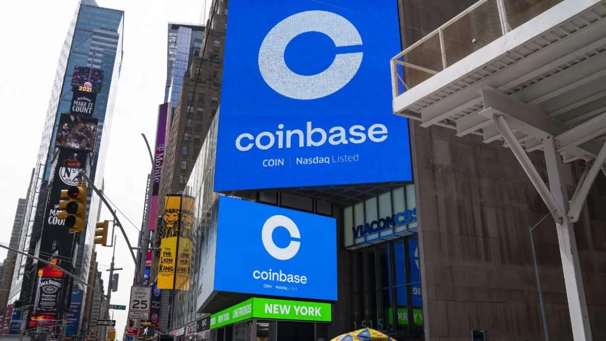 Coinbase: доходы компании в 2022 будут вдвое меньше, чем в 2021-м