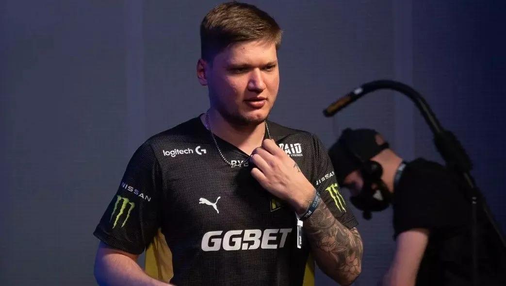 Снайпер NAVI s1mple объявил о том, что не сможет принять участие в турнире BLAST Premier Fall Final 2023