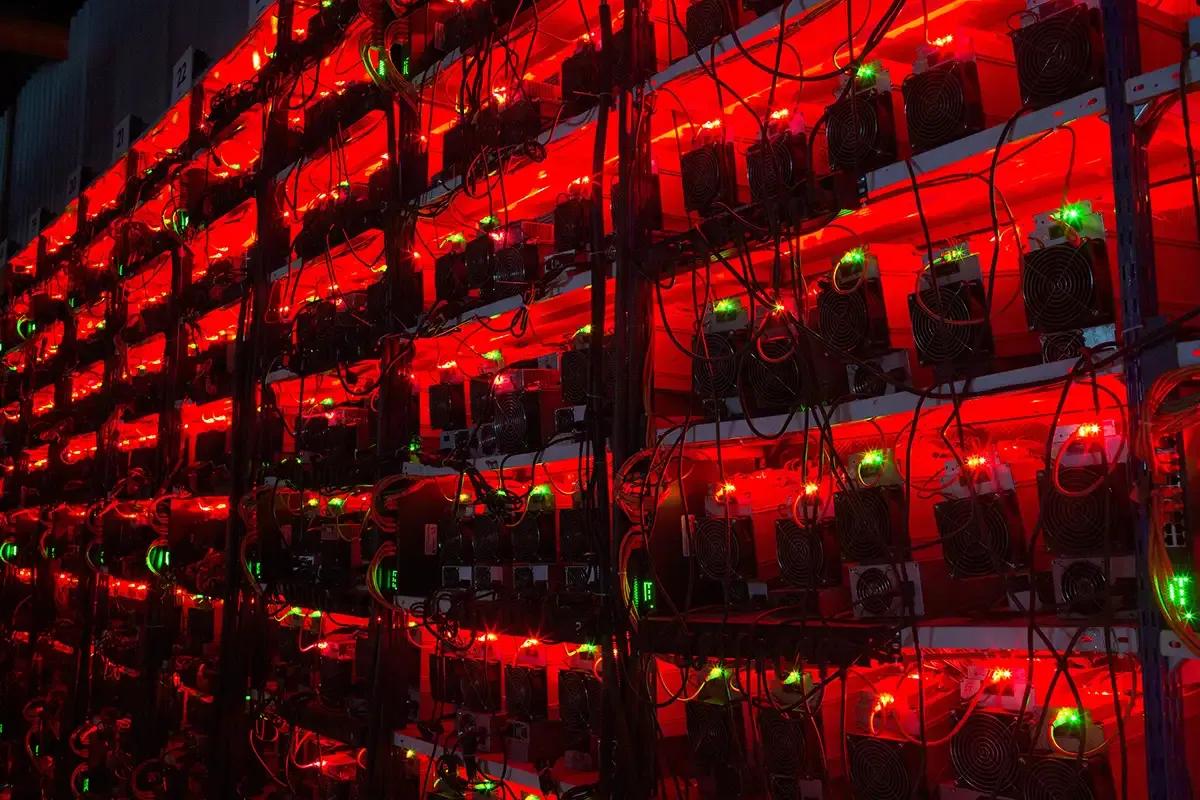 Китай официально возвращает горнодобывающую промышленность: Сычуань, Внутренняя Монголия и Синьцзян снова работают