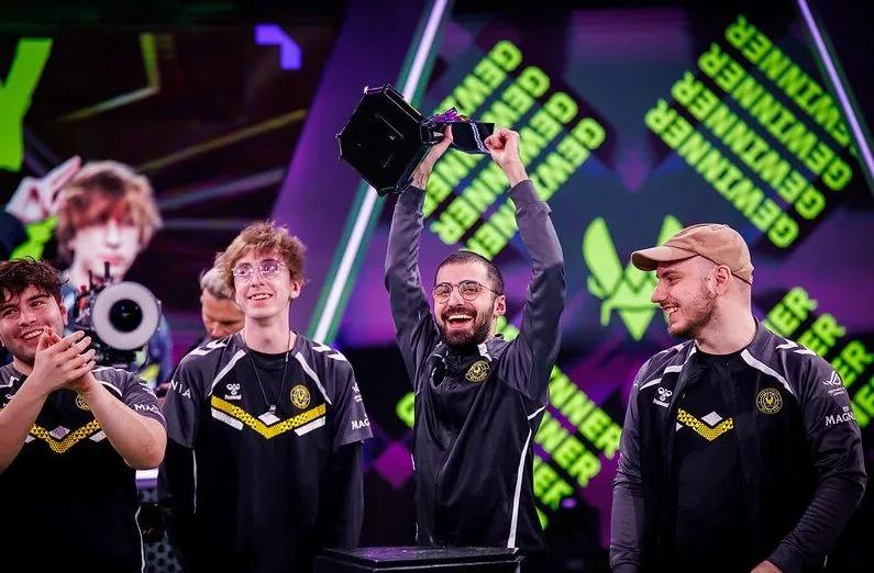 Сайф уходит от конкуренции: Бывший IGL Vitality объявляет об уходе