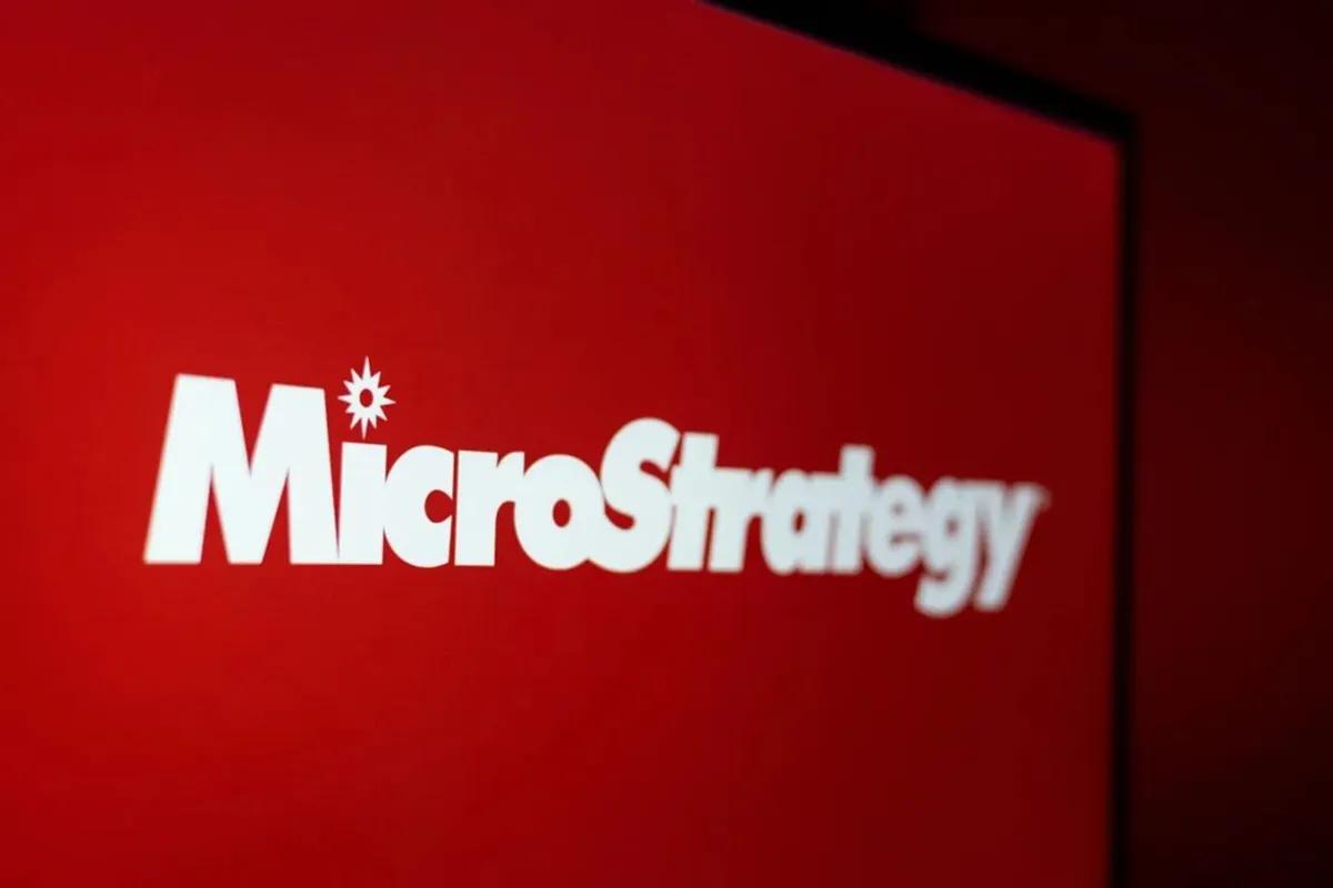 MicroStrategy столкнулась с рекордными потерями из-за падения биткоина