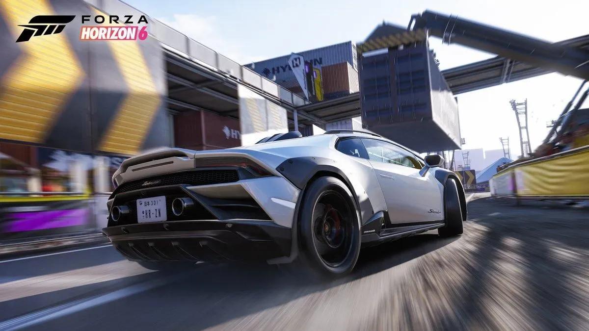 Самый токсичный ИИ-водитель в Forza Horizon 6, «bowie knife99», сеет хаос и путаницу в сообществе.