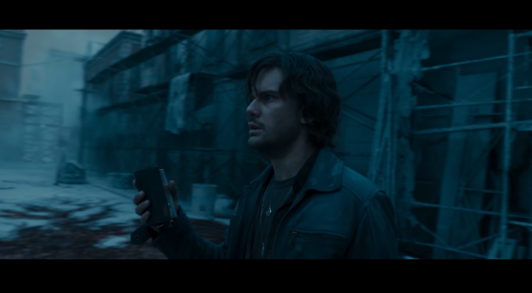 Визуально впечатляющее, но в конечном итоге пустое возвращение к классике ужасов. 5