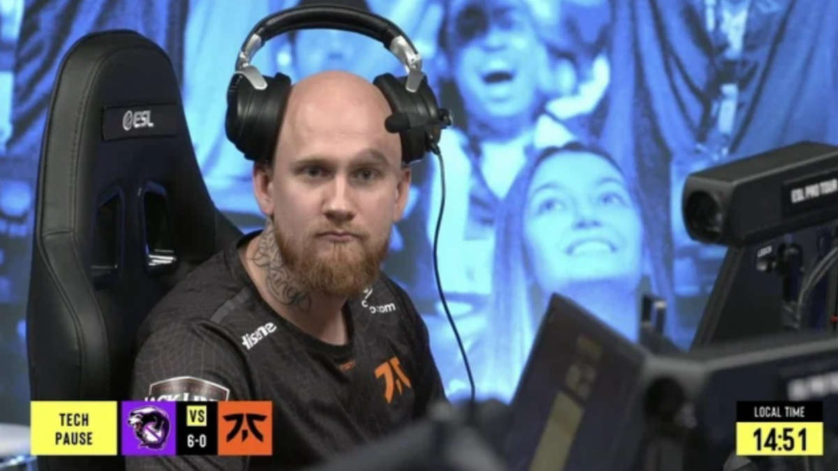 ESL объяснили переигровку раунда в матче Outsiders — fnatic ESL объяснили переигровку раунда в матче Outsiders — fnatic