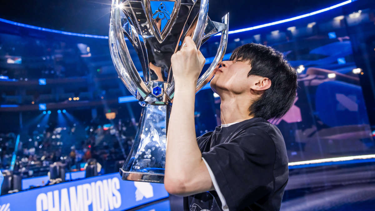 Deft: “Каждый день мне говорили, что я не выиграю Worlds” Deft: “Каждый день мне говорили, что я не выиграю Worlds”