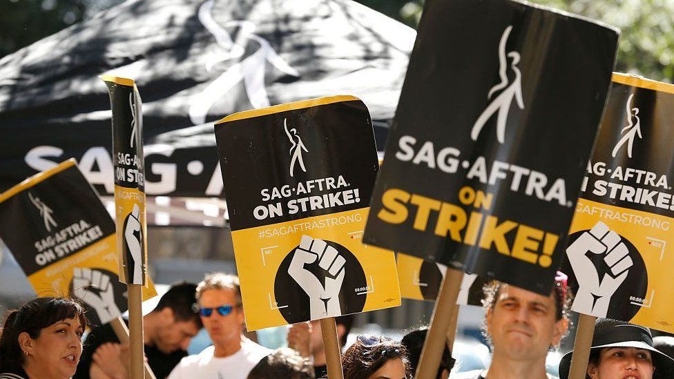 Противостояние надвигается: SAG-AFTRA угрожает забастовкой против гигантов видеоигр